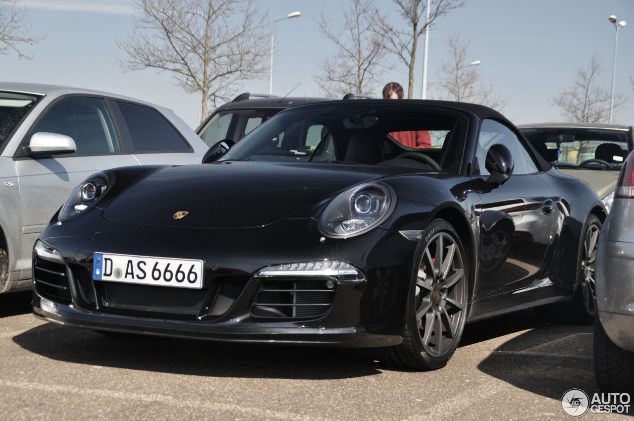 Porsche 991 Carrera 4S Cabriolet MkI