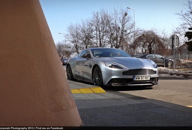 Aston Martin Vanquish 2013