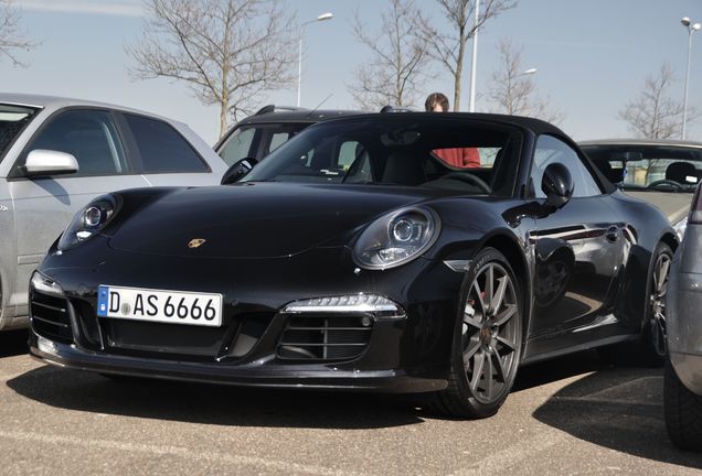 Porsche 991 Carrera 4S Cabriolet MkI