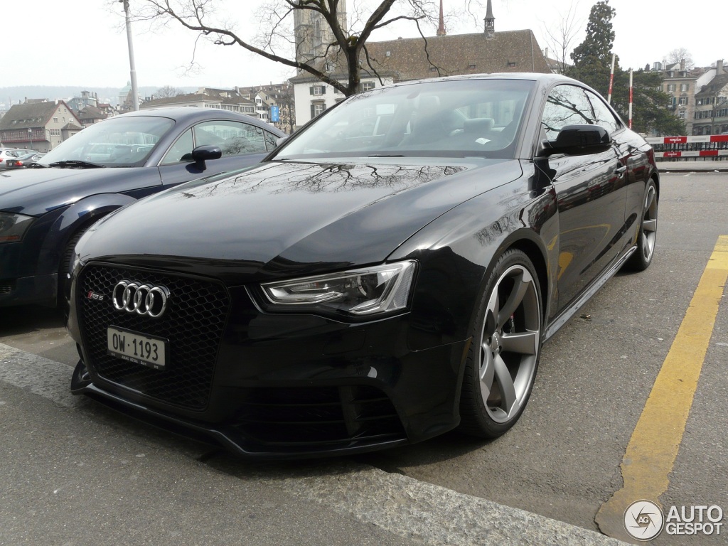 Audi RS5 B8 2012