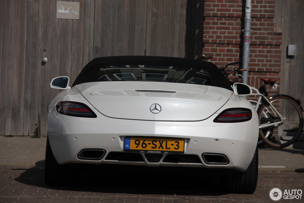 Mercedes-Benz SLS AMG Roadster