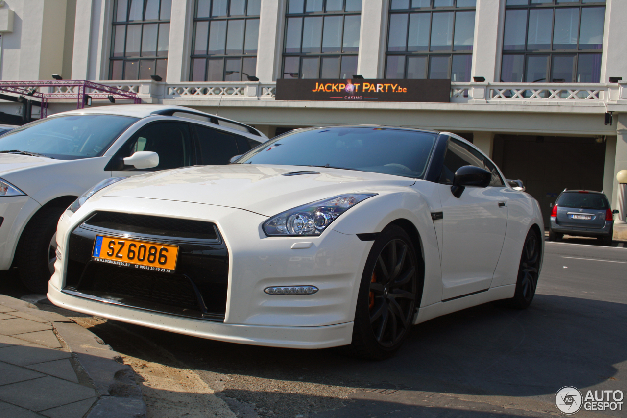 Nissan GT-R 2011