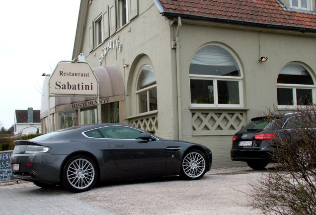 Aston Martin V8 Vantage