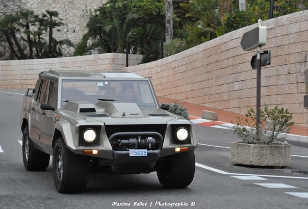 Lamborghini LM002