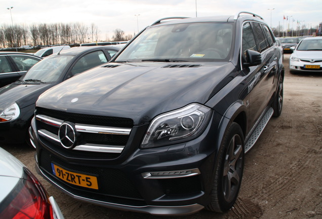 Mercedes-Benz GL 63 AMG X166