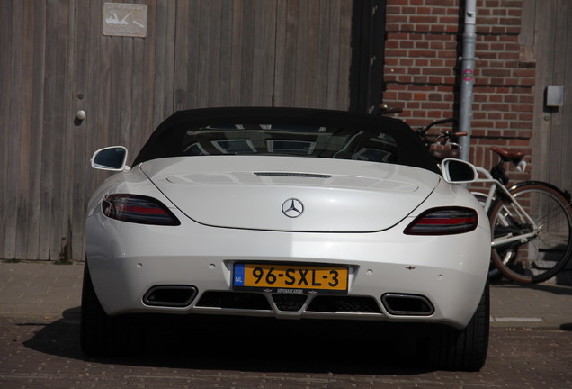 Mercedes-Benz SLS AMG Roadster