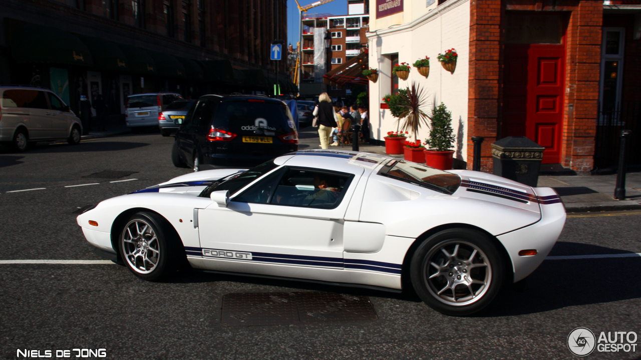 Ford GT