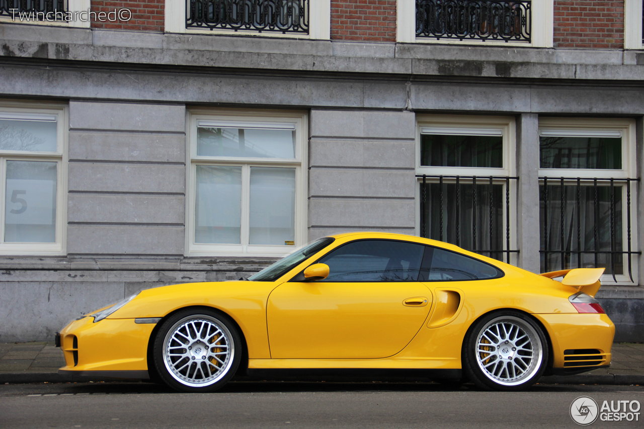 Porsche 996 GT2