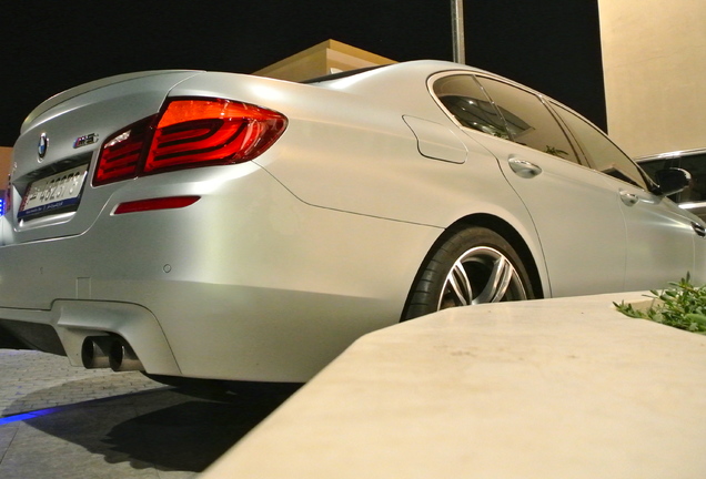 BMW M5 F10 2011