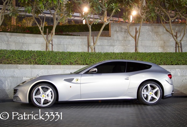 Ferrari FF