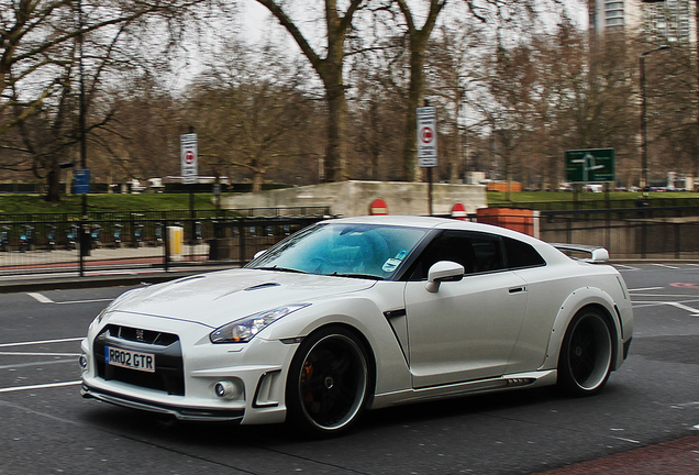 Nissan GT-R WALD Sports Line Black Bison Edition