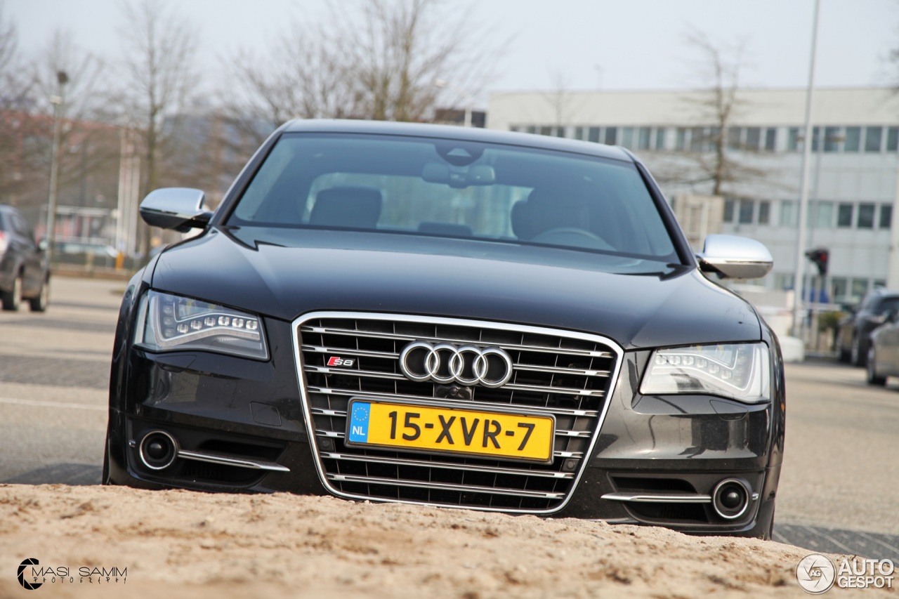 Audi S8 D4