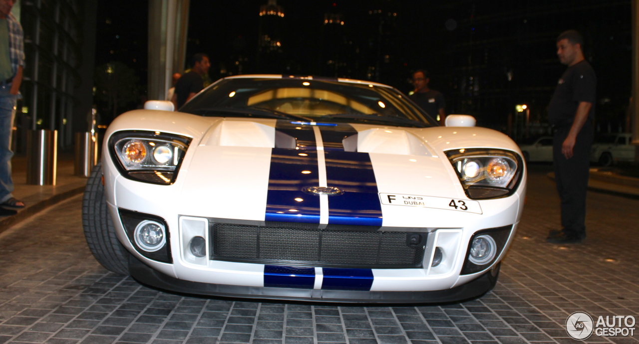 Ford GT