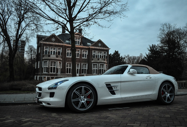 Mercedes-Benz SLS AMG Roadster