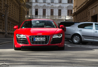 Audi R8 V10