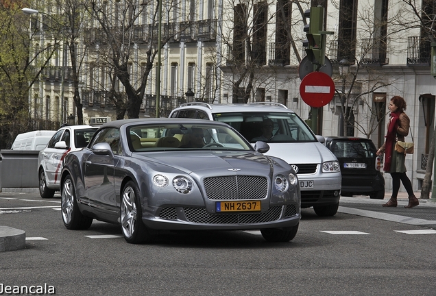 Bentley Continental GTC 2012