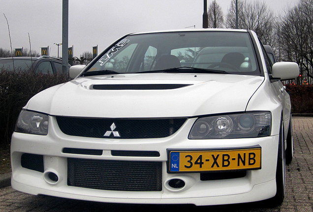 Mitsubishi Lancer Evolution IX