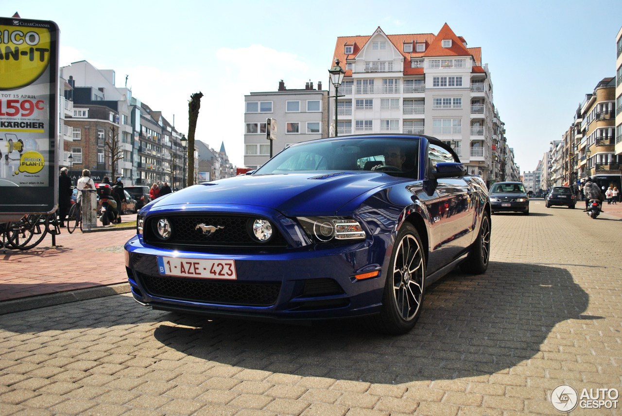 Ford Mustang GT Convertible 2013