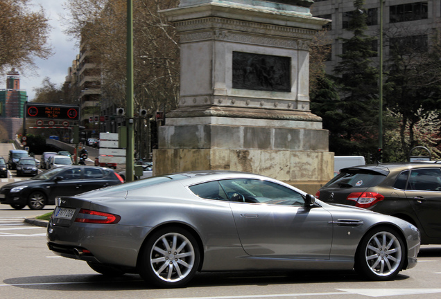 Aston Martin DB9