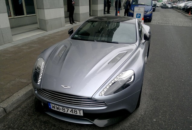 Aston Martin Vanquish 2013