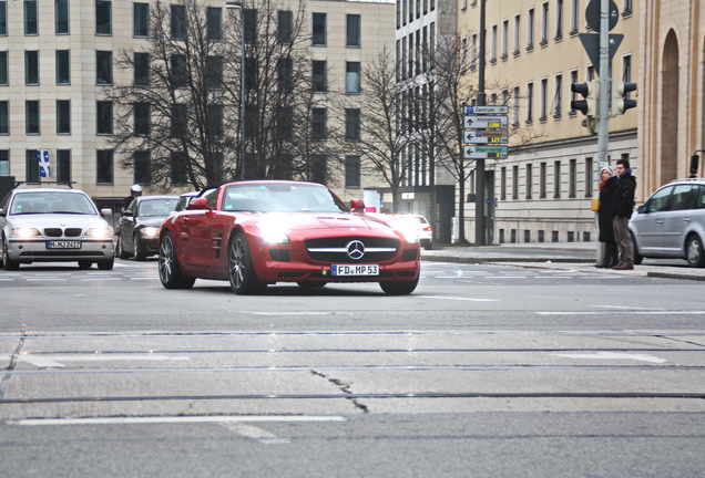 Mercedes-Benz SLS AMG Roadster