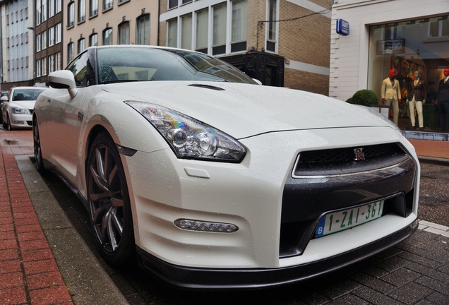 Nissan GT-R 2012