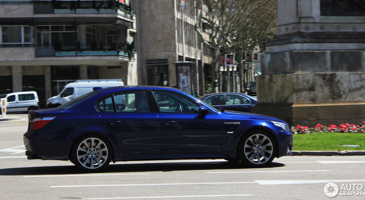 BMW M5 E60 2005