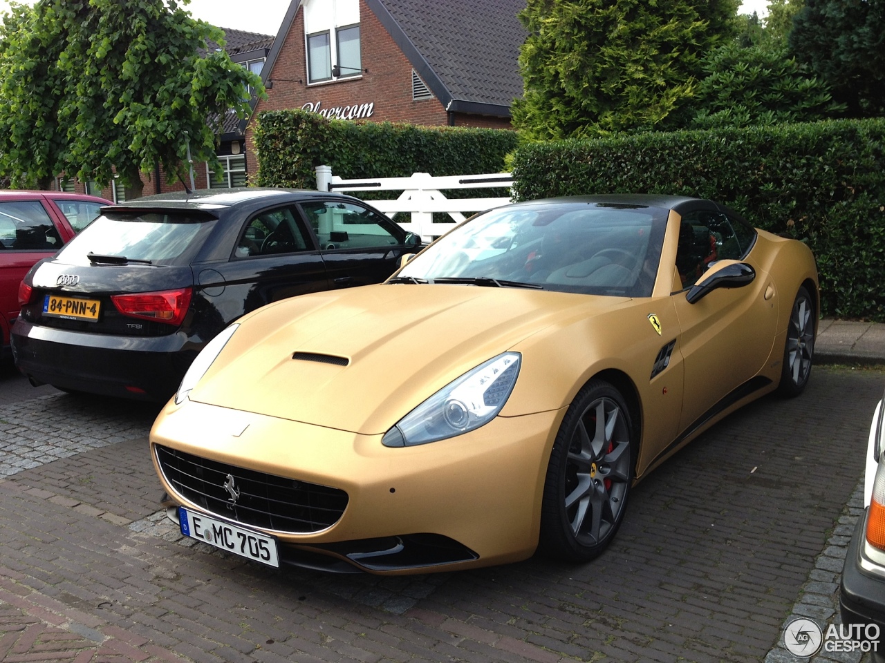 Ferrari California