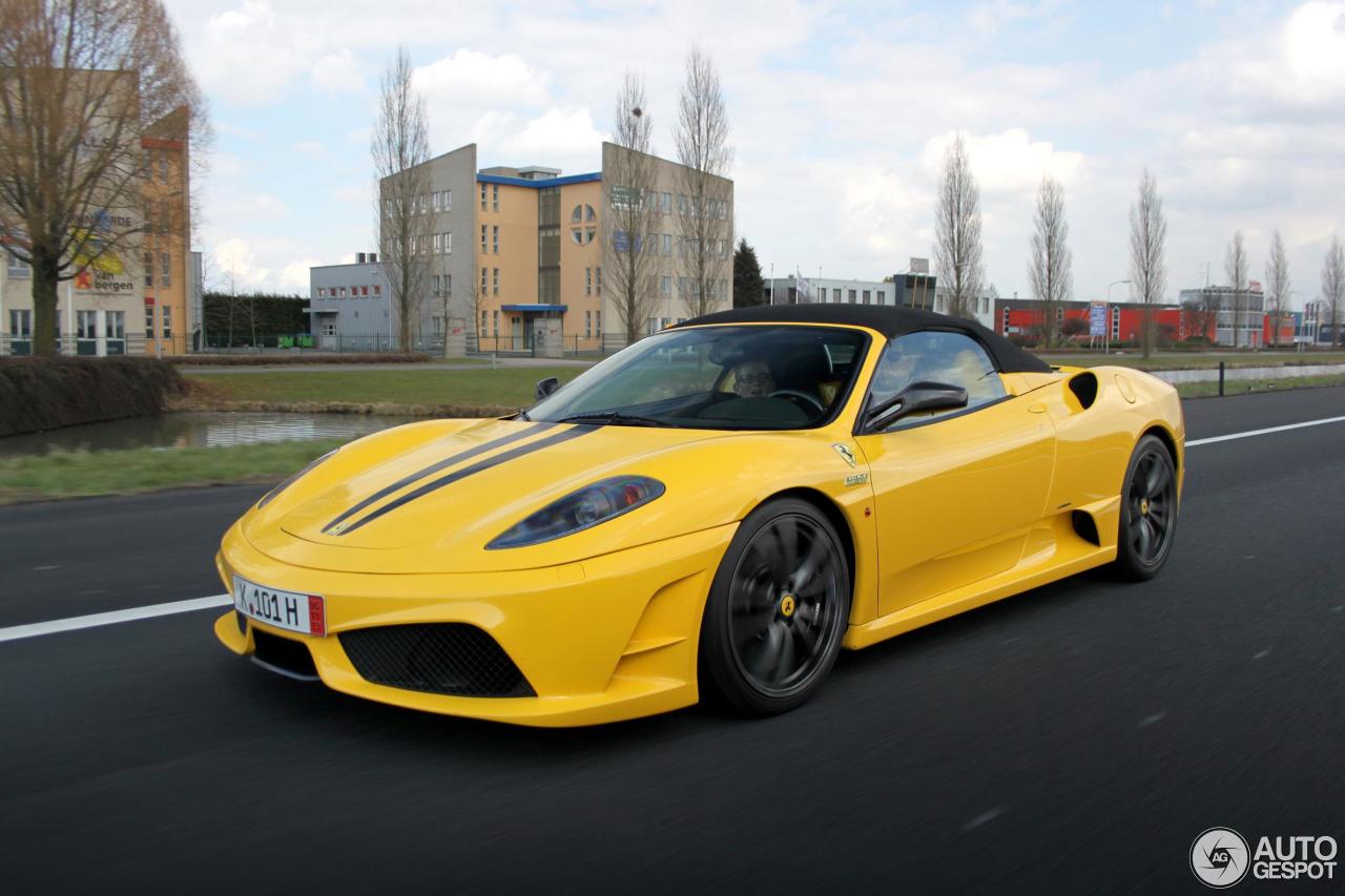 Ferrari Scuderia Spider 16M