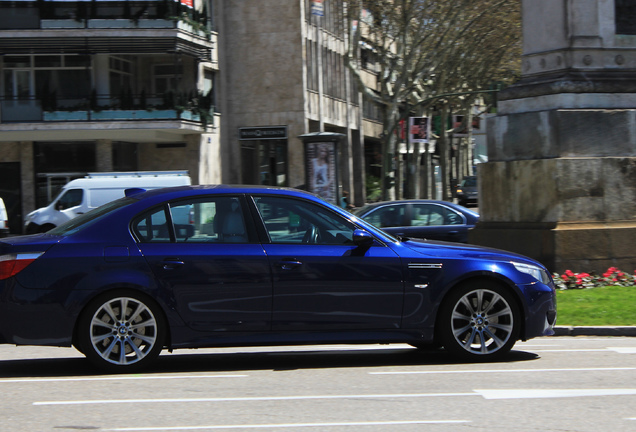 BMW M5 E60 2005