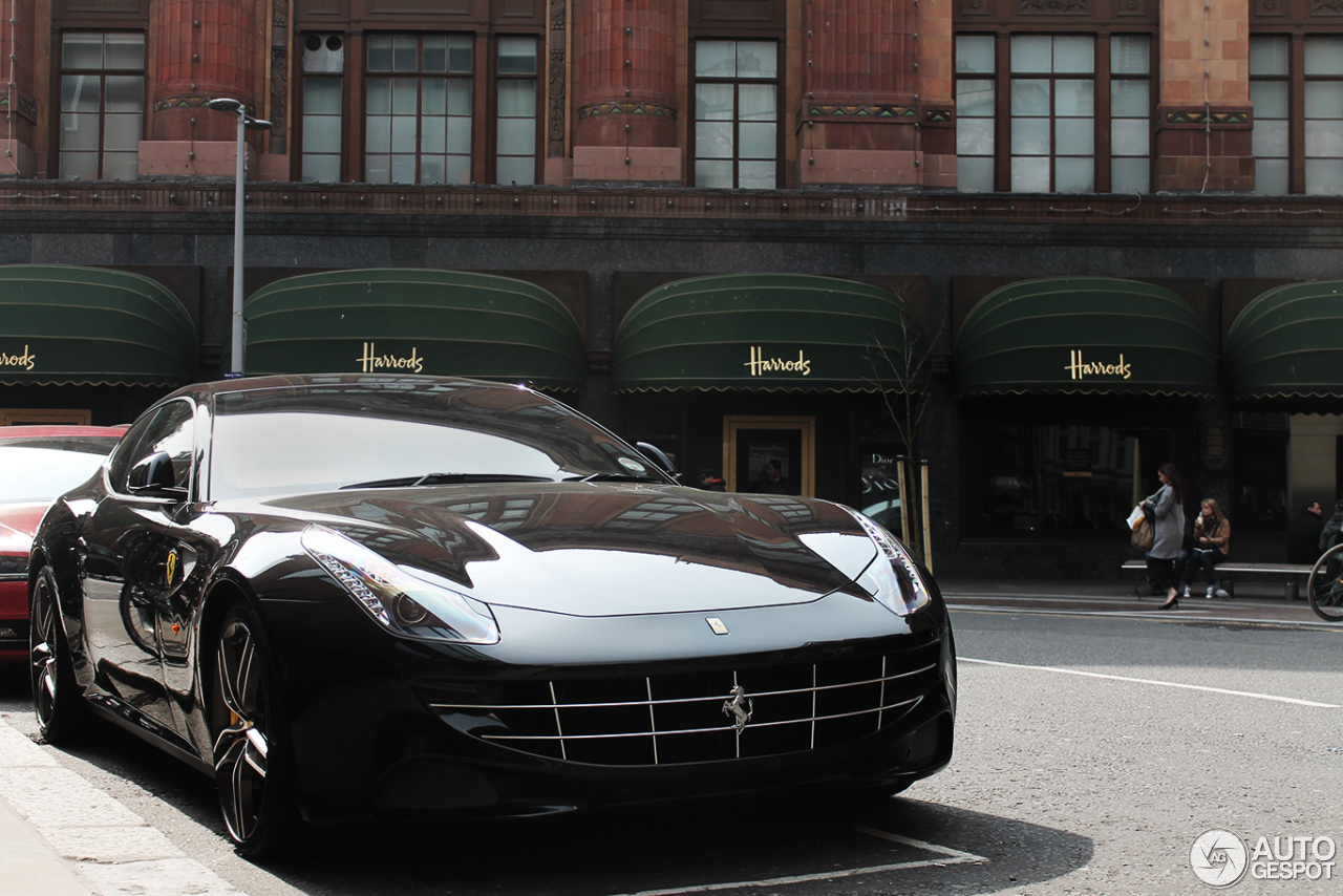 Ferrari FF