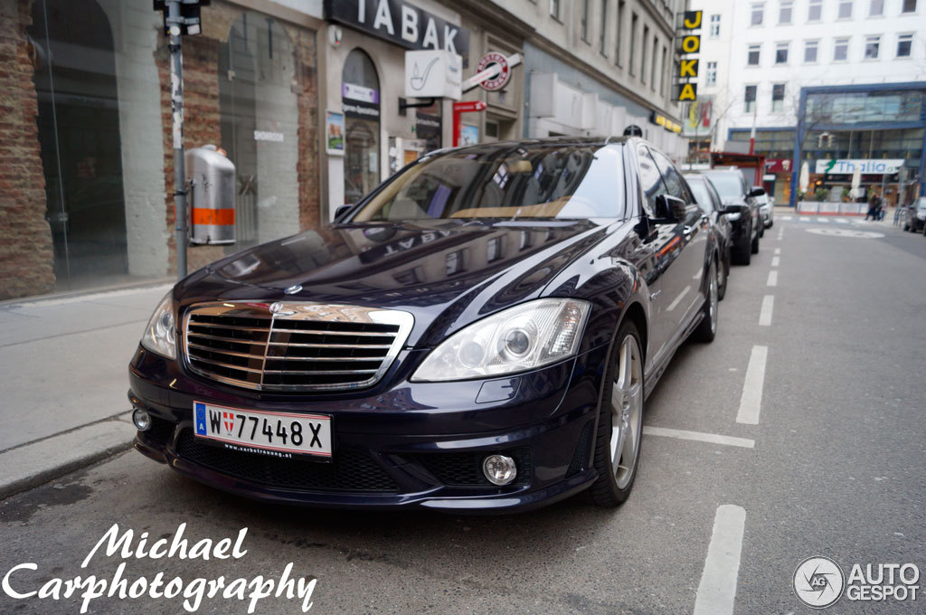 Mercedes-Benz S 65 AMG V221