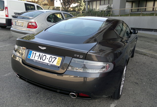 Aston Martin DB9 2010