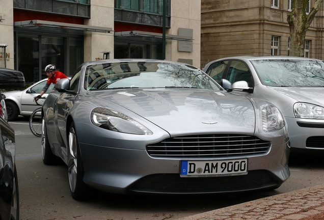 Aston Martin DB9 2013