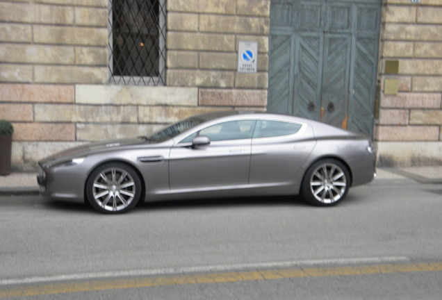 Aston Martin Rapide