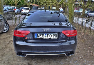 Audi RS5 B8 2012