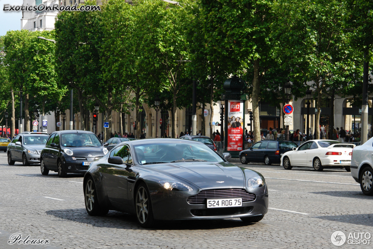 Aston Martin V8 Vantage