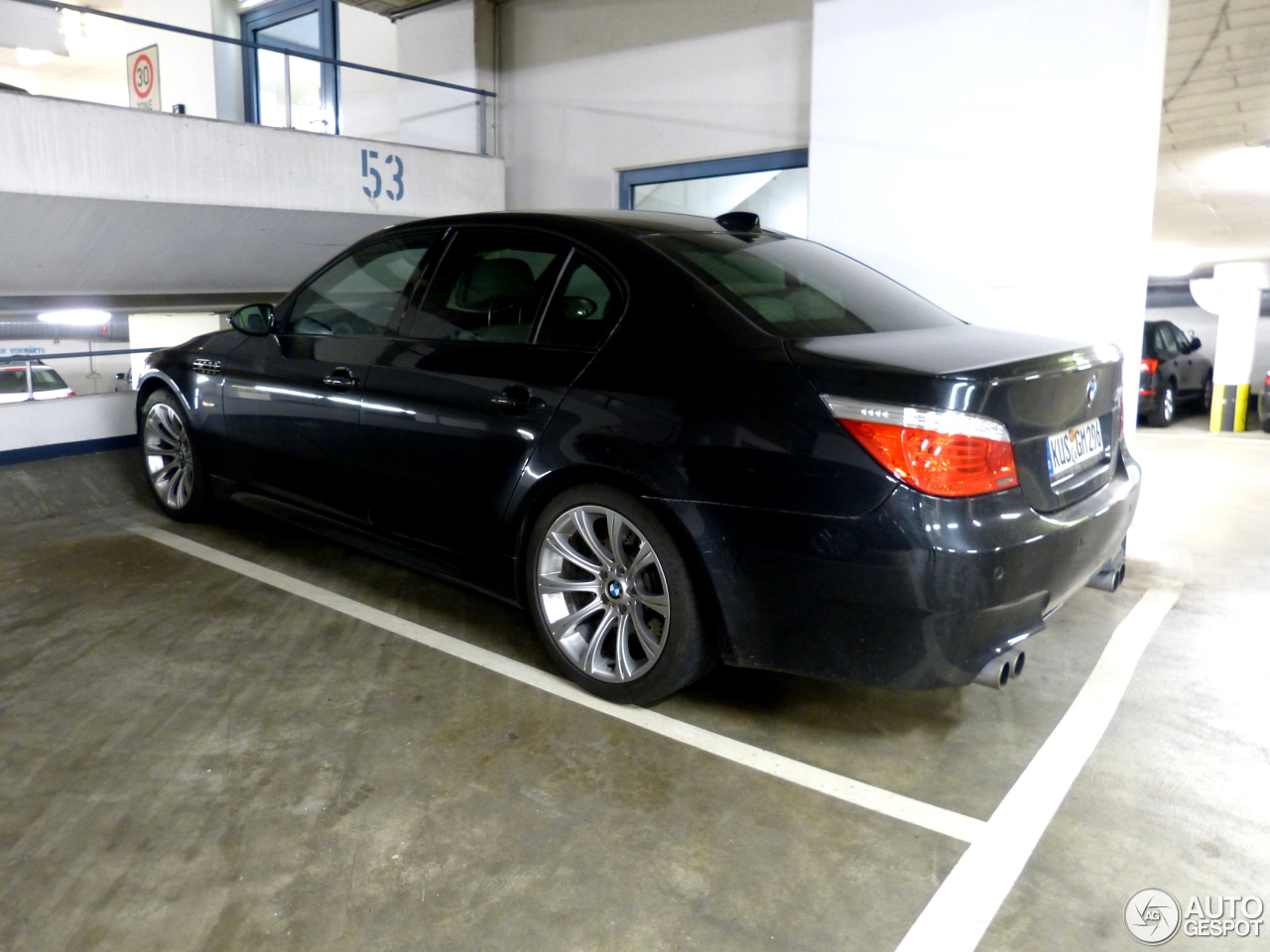 BMW M5 E60 2005