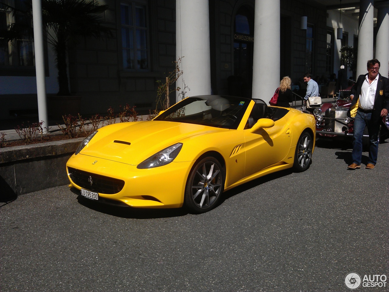 Ferrari California