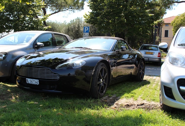 Aston Martin V8 Vantage Roadster