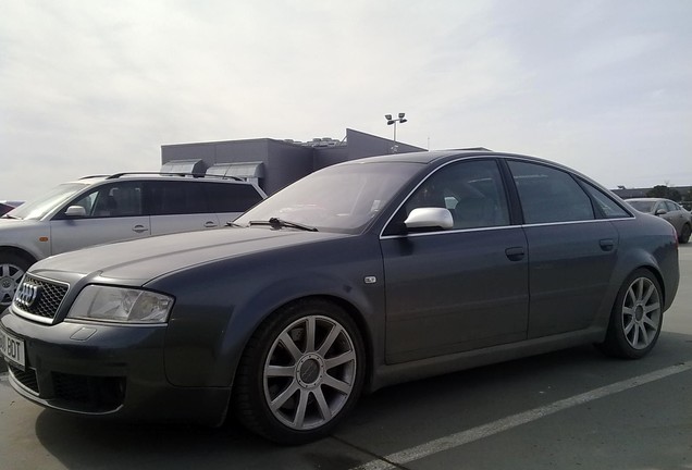 Audi RS6 Sedan C5