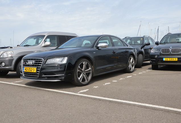 Audi S8 D4