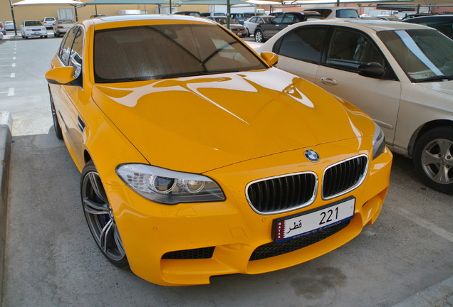 BMW M5 F10 2011