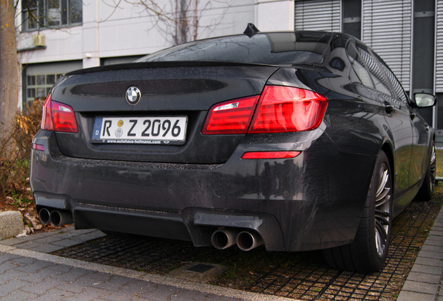 BMW M5 F10 2011