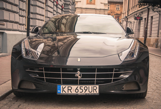 Ferrari FF