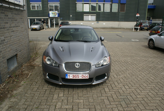 Jaguar XFR