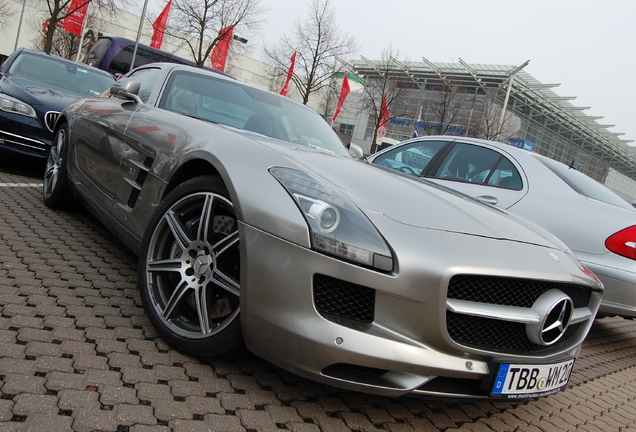 Mercedes-Benz SLS AMG