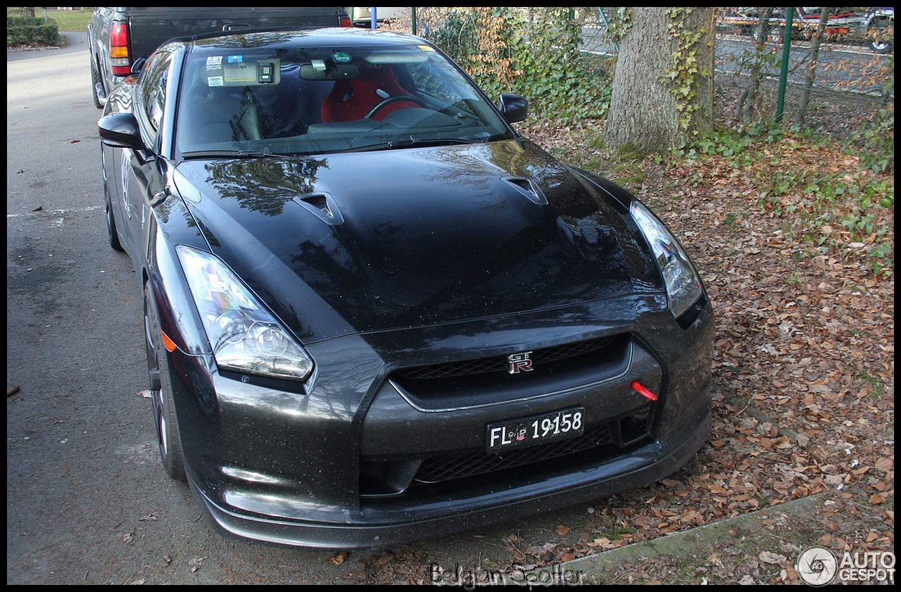 Nissan GT-R