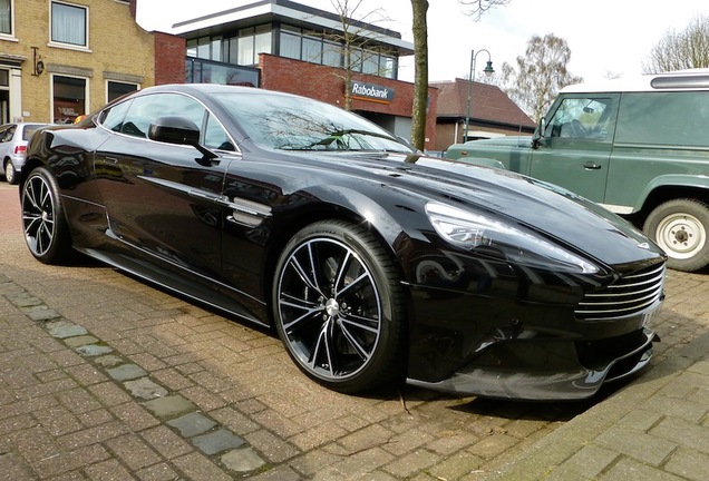 Aston Martin Vanquish 2013