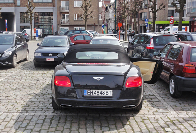 Bentley Continental GTC 2012